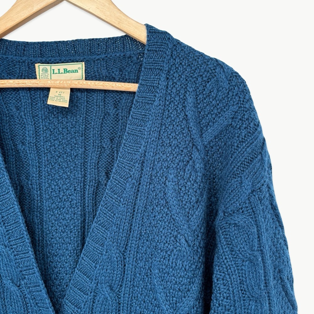 Vintage L.L. Bean Fisherman Cable Knit Wool Cardigan Sz Medium Navy 90s Classic - Picture 11 of 13